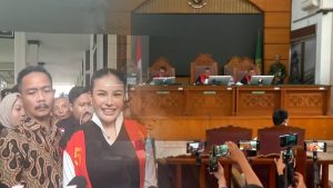 Nikita Mirzani dipenjara 11 tahun